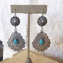 Load image into Gallery viewer, Scarlett Concho Earrings