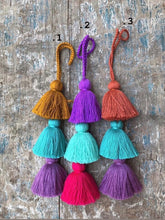 Load image into Gallery viewer, Pom Tassel