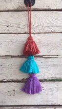 Load image into Gallery viewer, Pom Tassel
