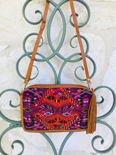 Load image into Gallery viewer, Guatemalan Catarina Crossbody