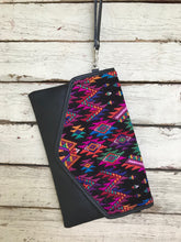 Load image into Gallery viewer, Guatemalan Perla Crossbody