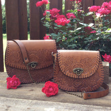 Load image into Gallery viewer, Mama Penelope Mexican Crossbody