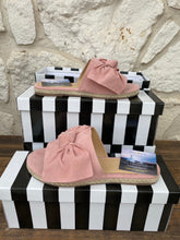 Load image into Gallery viewer, The Dusty Poppy Sandal
