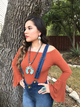 Load image into Gallery viewer, Soilee Dangle Earring