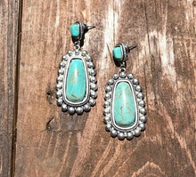 Load image into Gallery viewer, Dolly Mae Earrings