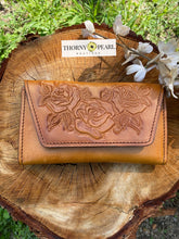 Load image into Gallery viewer, Florita Mexican Crossbody/Clutch - Honey