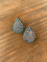 Load image into Gallery viewer, Patina Rhinestone Studs