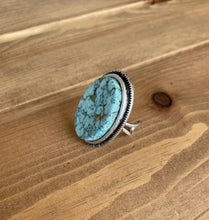 Load image into Gallery viewer, Dolly Oval Ring