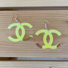 Load image into Gallery viewer, Acrylic Mono Iridescent Earrings