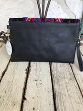 Load image into Gallery viewer, Guatemalan Perla Crossbody