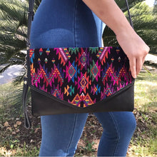 Load image into Gallery viewer, Guatemalan Perla Crossbody