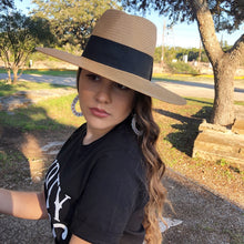 Load image into Gallery viewer, Xochitl Panama Straw Hat in Tan